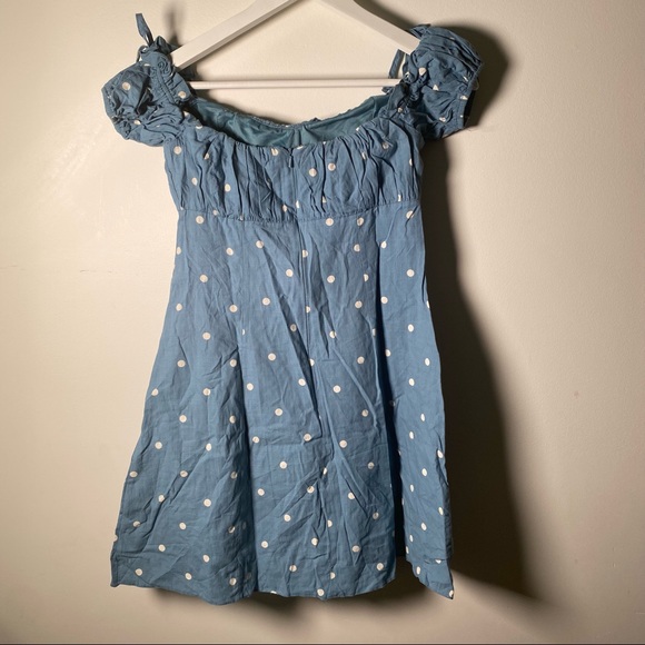 ASOS DESIGN off shoulder mini sundress with ruched bust in spot print - Picture 5 of 10